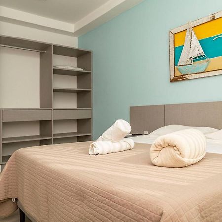 Punta Blu 102-7 - Apartamento De Alto Padrao Em Condominio Exclusivo, Quadra Poliesportiva - Piscina - Portaria 24H. Bombinhas Exterior photo